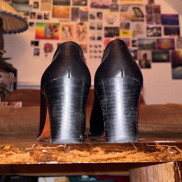 VINTAGE Donald J Pliner Women’s Leather Square Toe Heels Size 7 - Picture 3 of 6